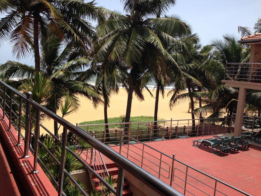 Oasis Beach Resort Negombo Exteriör bild