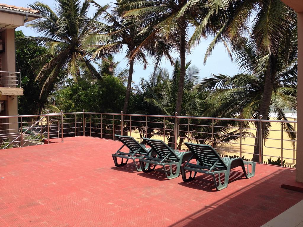 Oasis Beach Resort Negombo Exteriör bild